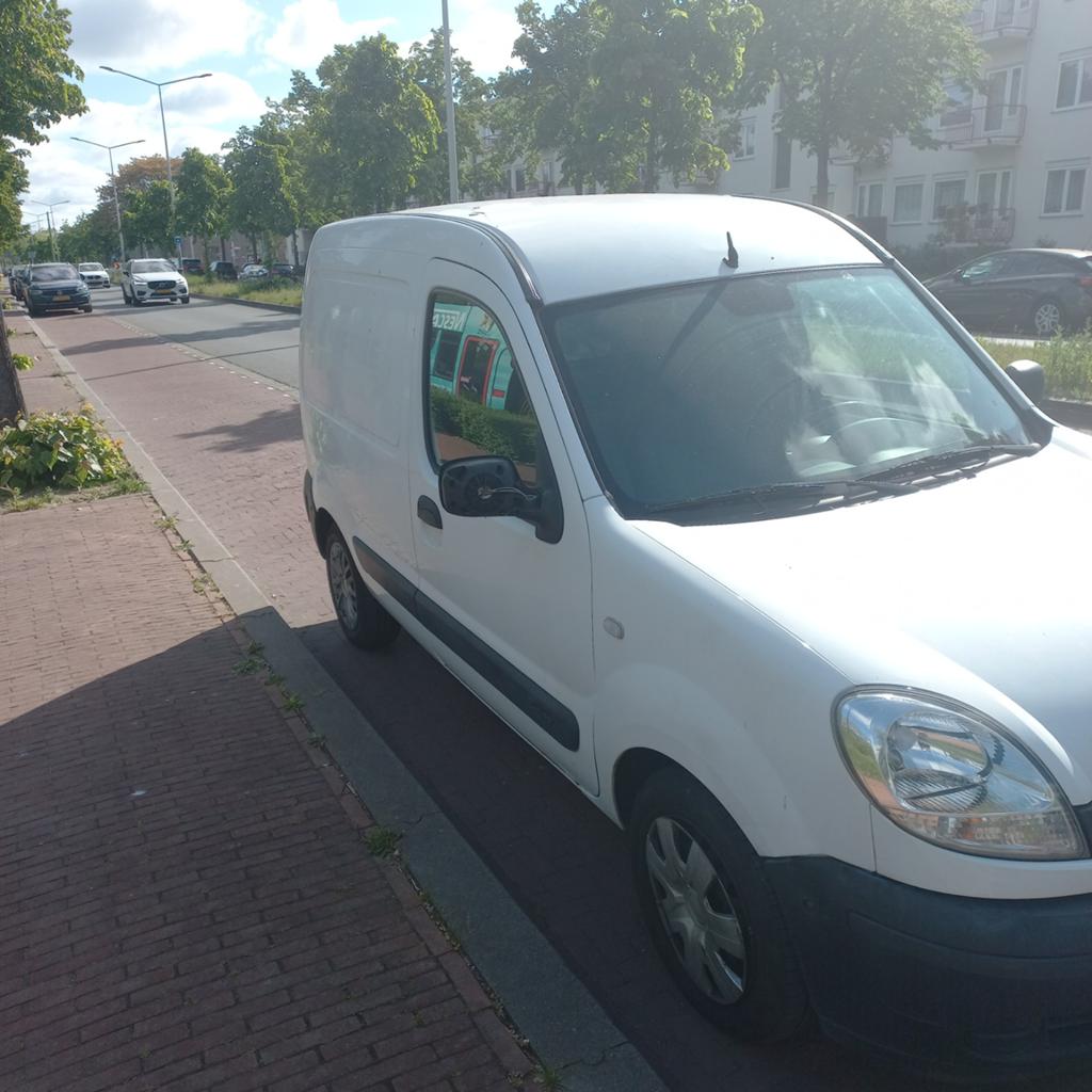 Renault Kangoo 1.5 DCI 45KW E4 2008, Auto's, Bestelauto's, Voorwielaandrijving, 1037 kg, 4 cilinders, Renault