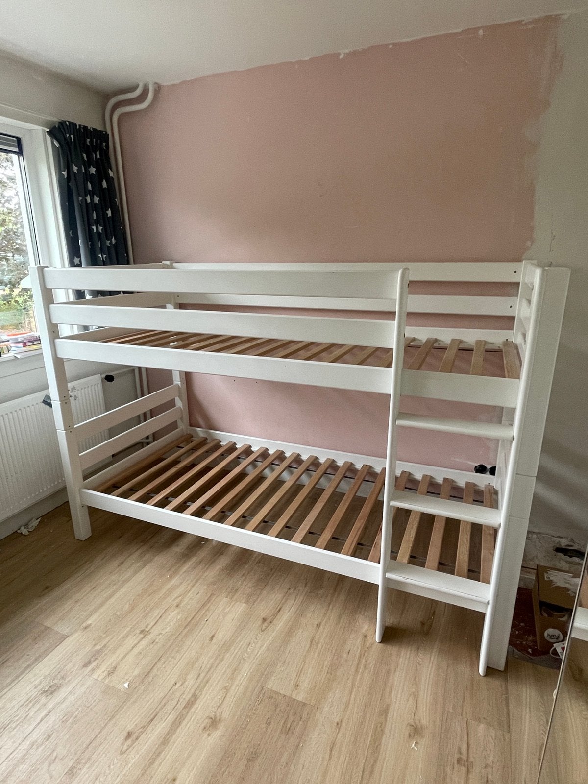 Stapelbed of 2 losse bedden (massief hout), Huis en Inrichting, Slaapkamer | Bedden, Ophalen, 90 cm, Wit, Tweepersoons