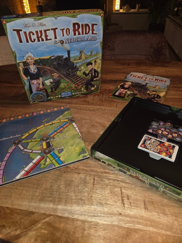 Ticket to ride Nederland, Hobby en Vrije tijd, Een of twee spelers, Ophalen of Verzenden, Nieuw, Days of Wonder