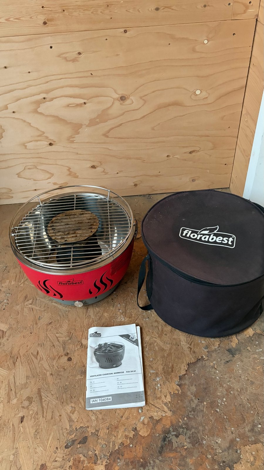 Florabest Houtskool BBQ met Ventilator en Draagtas, Ophalen of Verzenden, Zo goed als nieuw