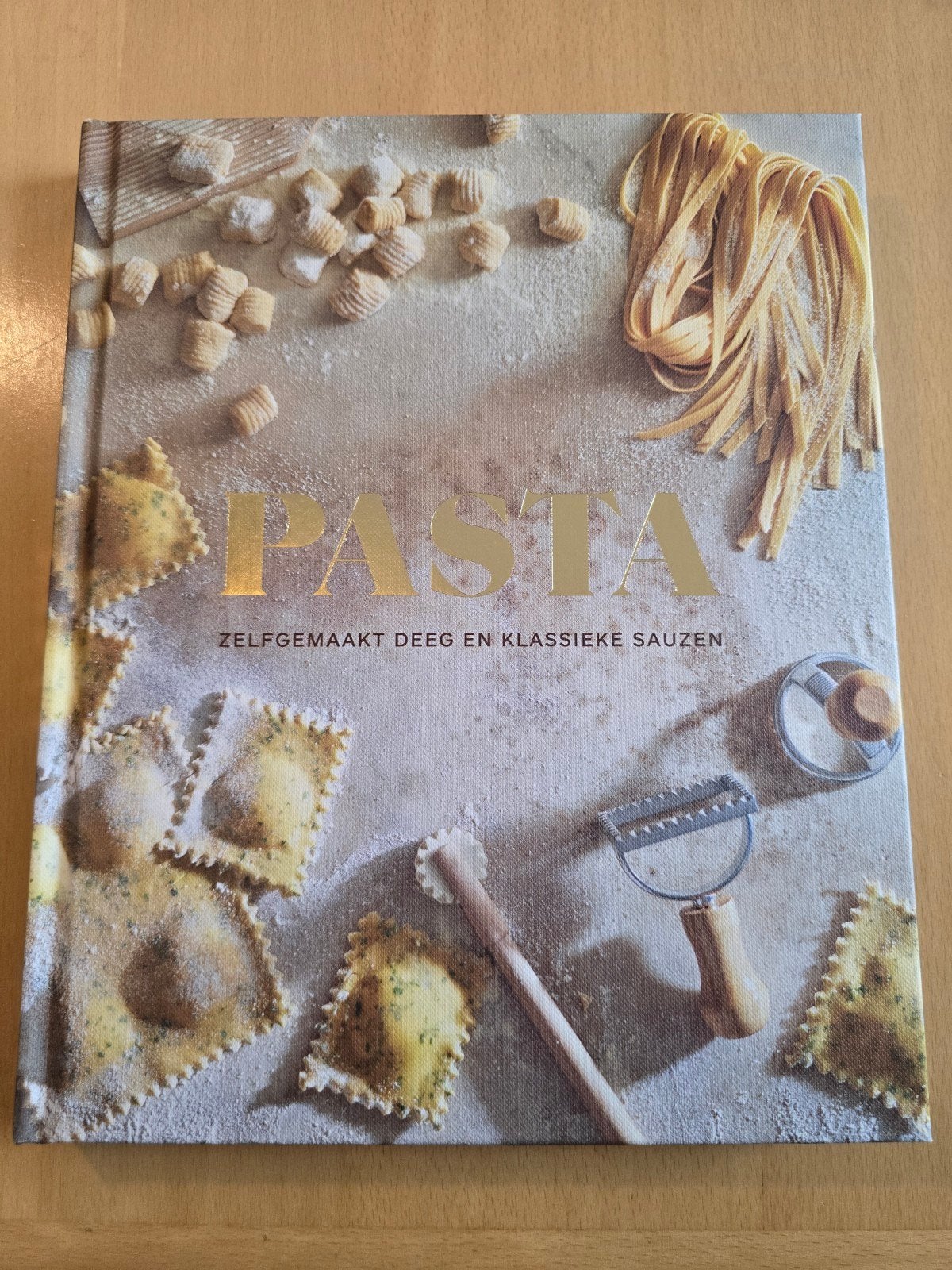 Pasta zelfgemaakt deeg en klassieke sauzen, Ophalen of Verzenden, Nieuw, Italië