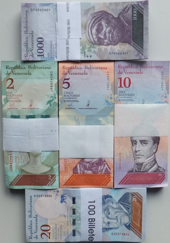 Venezuela bankbiljetten 5 verschillende bundels UNC 2017/18, Ophalen of Verzenden, Zuid-Amerika, Setje