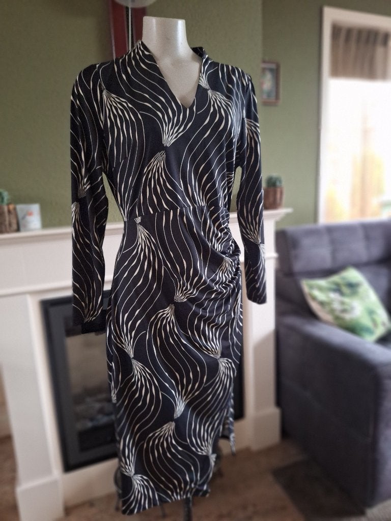 K-design zwart wikkel look jurk met plooitjes L, K-design, Verzenden, Zwart, Maat 42/44 (L)