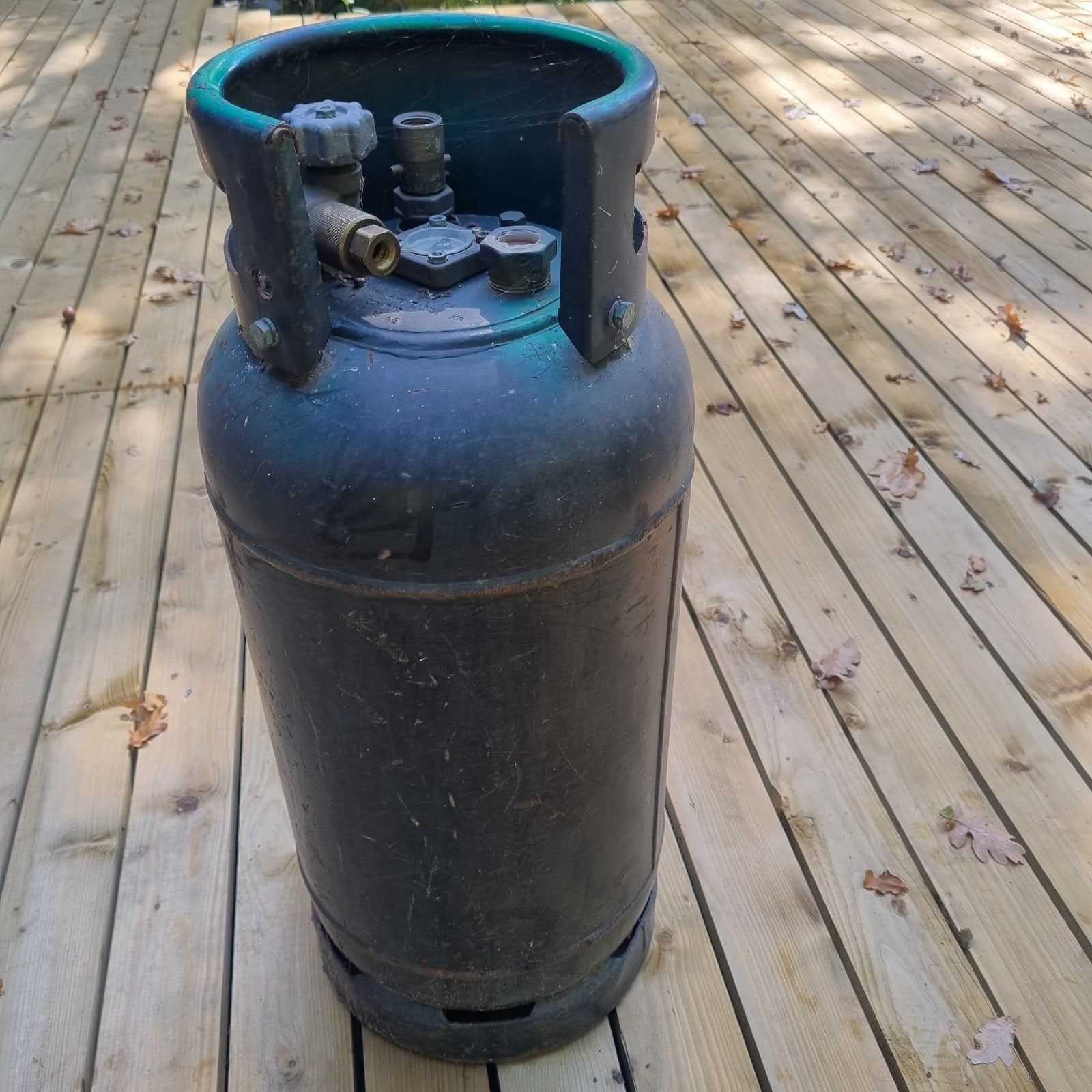 Gebruikte gasfles met manometer, Ophalen, Gebruikt