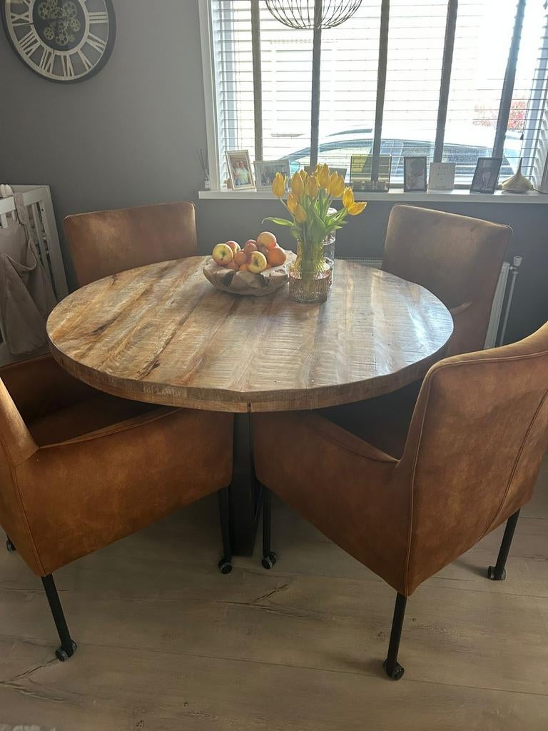 Ronde eettafel Mango hout 130cm zeer mooi, Ophalen, Industrie, Tafel, Zo goed als nieuw