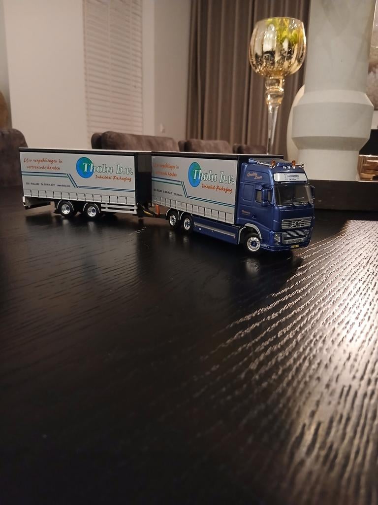 Tekoop miniatuur tholu WSI, Ophalen of Verzenden, Zo goed als nieuw, Bus of Vrachtwagen