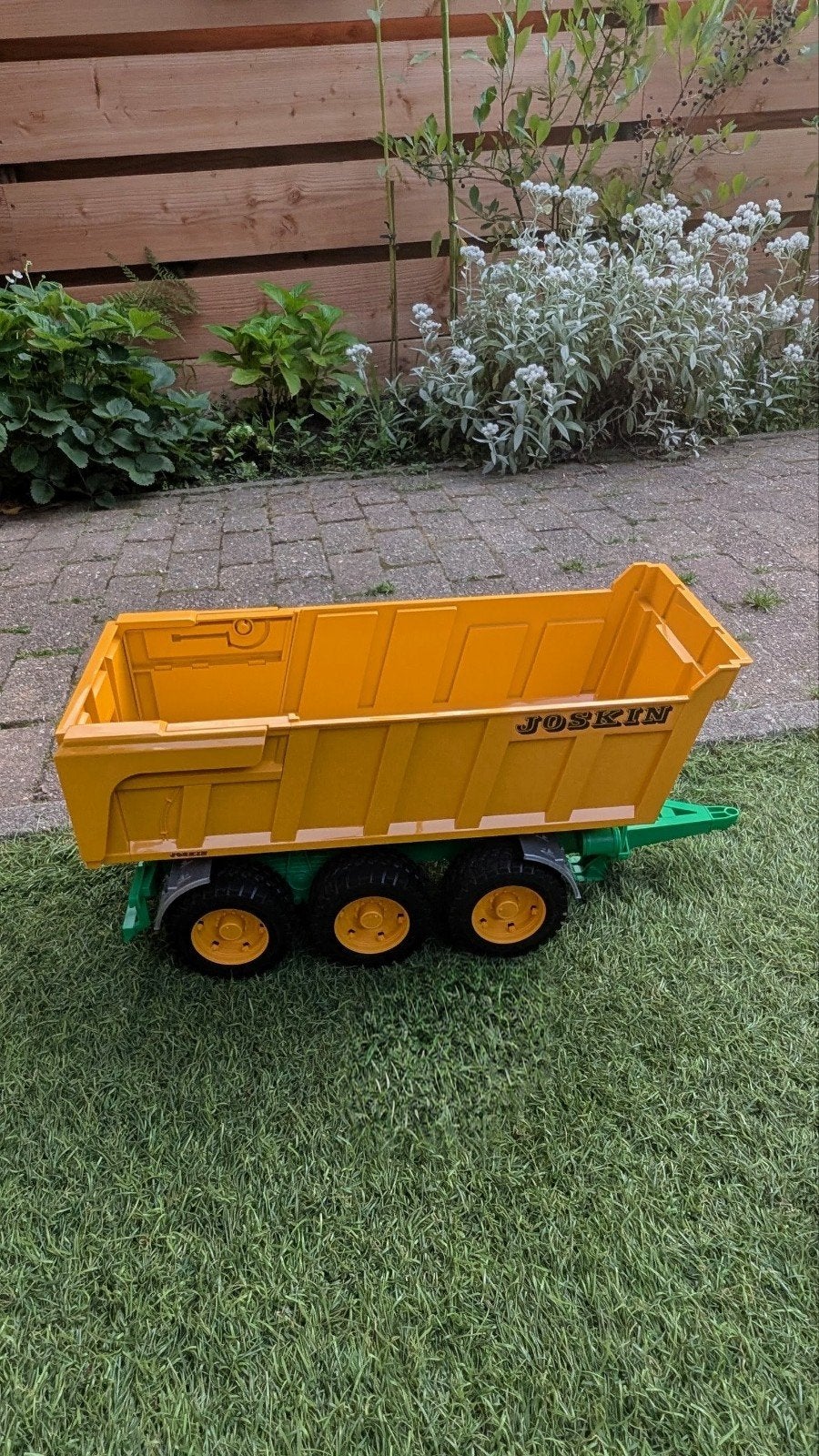Bruder Joskin kiepwagen, Ophalen of Verzenden, Zo goed als nieuw
