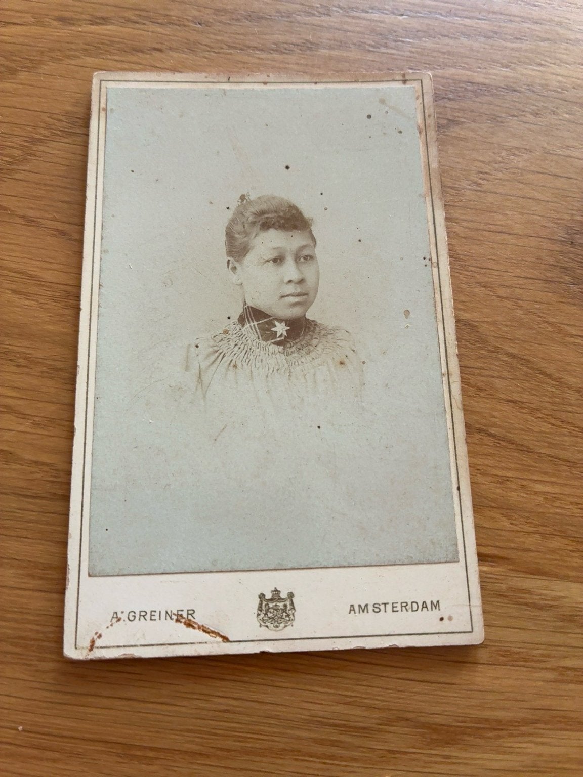 Antieke CDV Portretfoto Albert Greiner Amsterdam, Verzamelen, Foto's en Prenten, Verzenden, Voor 1940, Zo goed als nieuw
