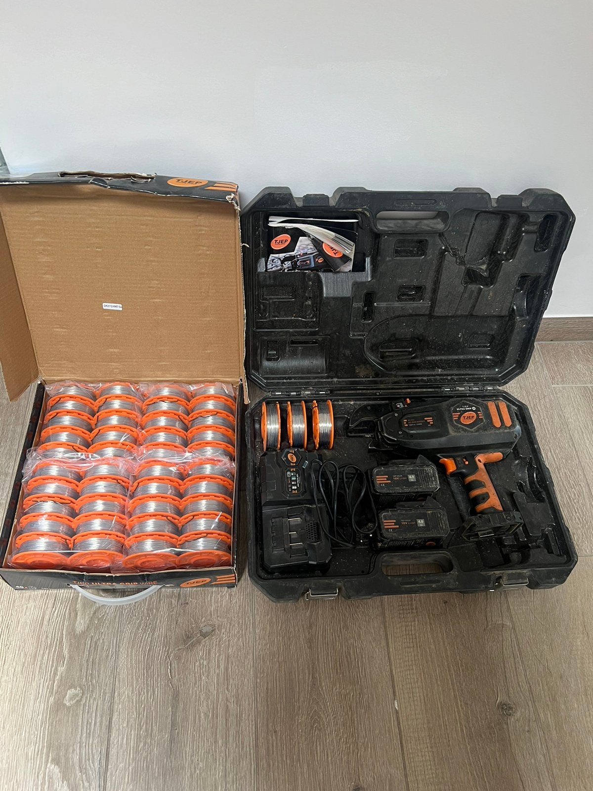 Tjep Ultra Grip 40 + 43 rollen Tjep Vlechtmachine draad, Ophalen of Verzenden, Zo goed als nieuw