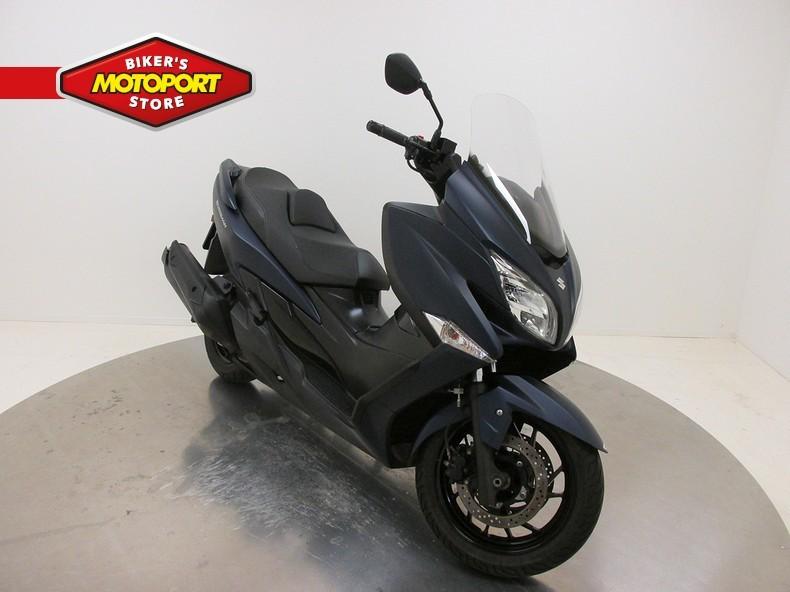 Suzuki AN400A BURGMAN (bj 2019), Motoren, Motoren | Suzuki, Scooter, Suzuki Motoren (BV Nimag), Bedrijf, Info@BVNIMAG.NL