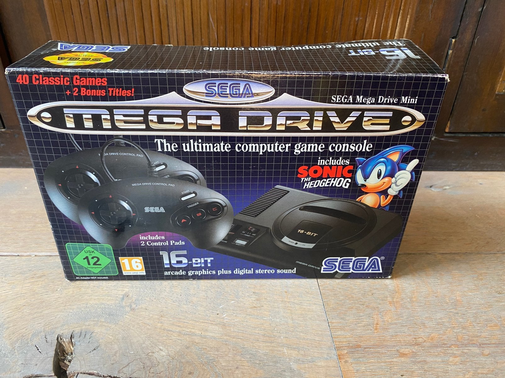 Sega mega drive mini console netjes en compleet, Spelcomputers en Games, Spelcomputers | Sega, Ophalen of Verzenden, Zo goed als nieuw