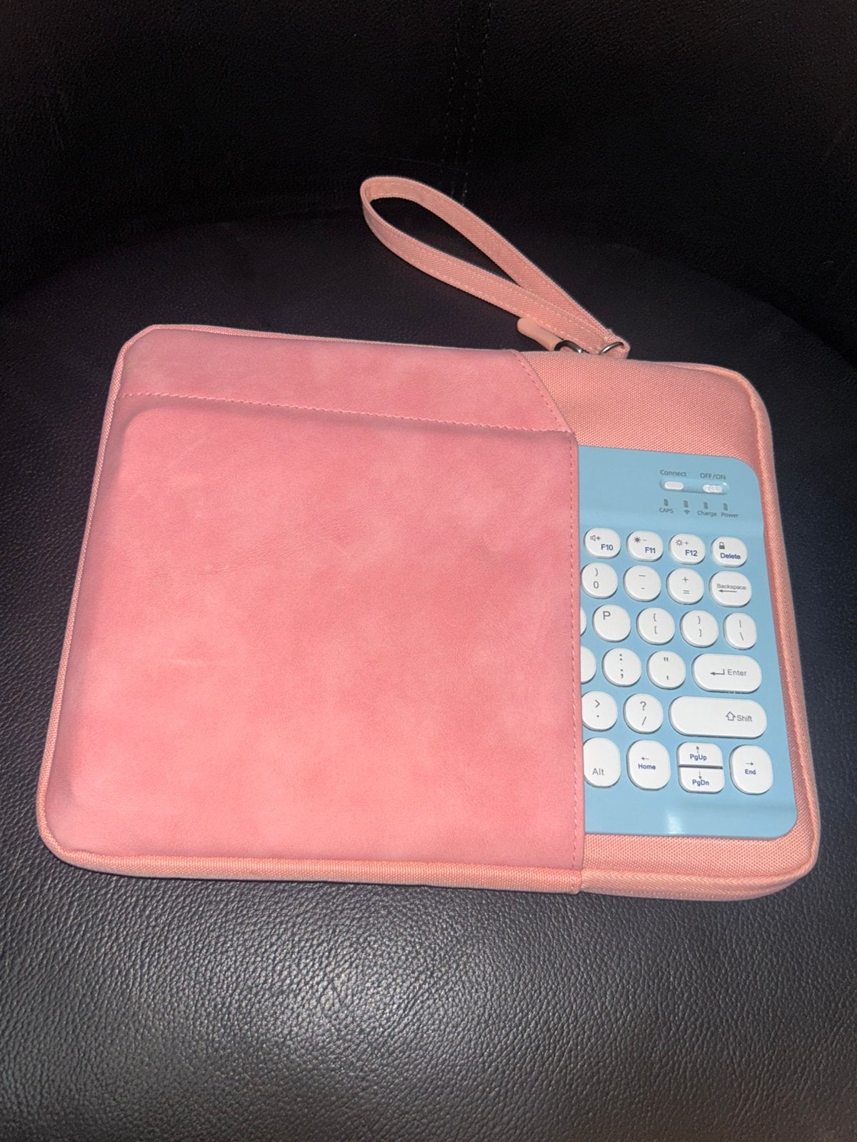 Roze ipad tas met keyboard en muis, Computers en Software, Toetsenborden, Ophalen of Verzenden, Zo goed als nieuw