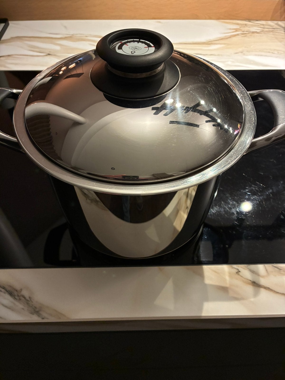 AMC pan 24 cm 8 liter softline, Huis en Inrichting, Pannenset, Ophalen of Verzenden, Zo goed als nieuw, AMC