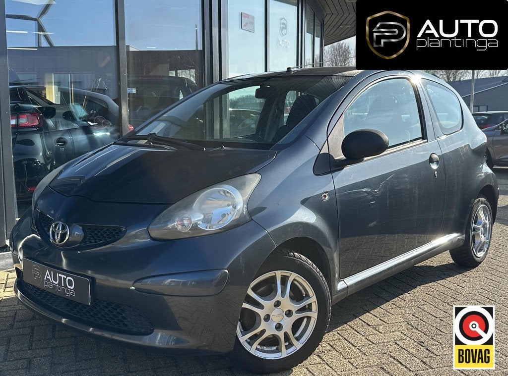 Toyota Aygo 1.0-12V | Airco | Lichtmetalen Velgen | 2 Sleute, Auto's, Voorwielaandrijving, Stof, Gebruikt, 4 stoelen