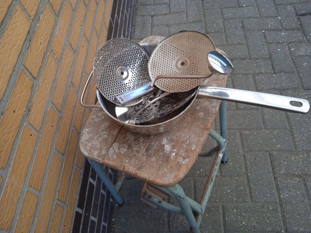 RVS fruitmaler met meerdere schijven, Ophalen of Verzenden, Zo goed als nieuw, Metaal, Snijmachine