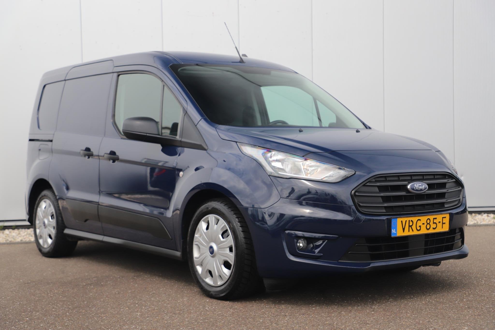 Ford Transit Connect 1.5 EcoBlue L1 Automaat Hondenauto Vent, 1350 kg, Gebruikt, Euro 6, 4 cilinders