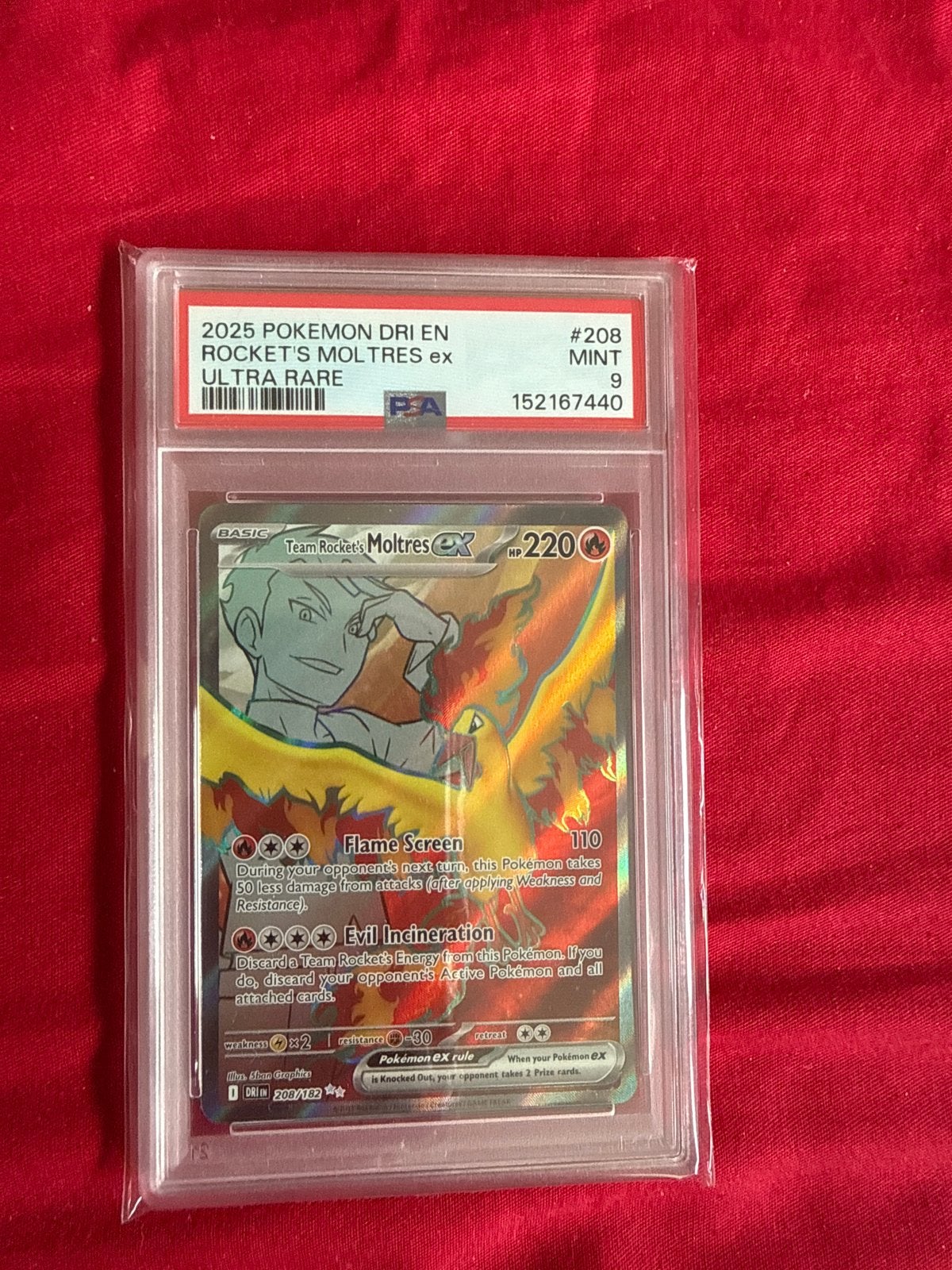 PSA 9 MINT Team Rocket's Moltres ex Ultra Rare Pokémon Kaart, Ophalen of Verzenden, Zo goed als nieuw, Losse kaart
