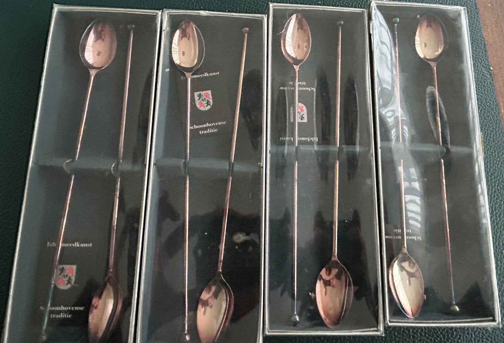 4 NIEUWE DOOSJES IN ELKE SET TWEE LEPELTJES, Antiek en Kunst, Ophalen of Verzenden