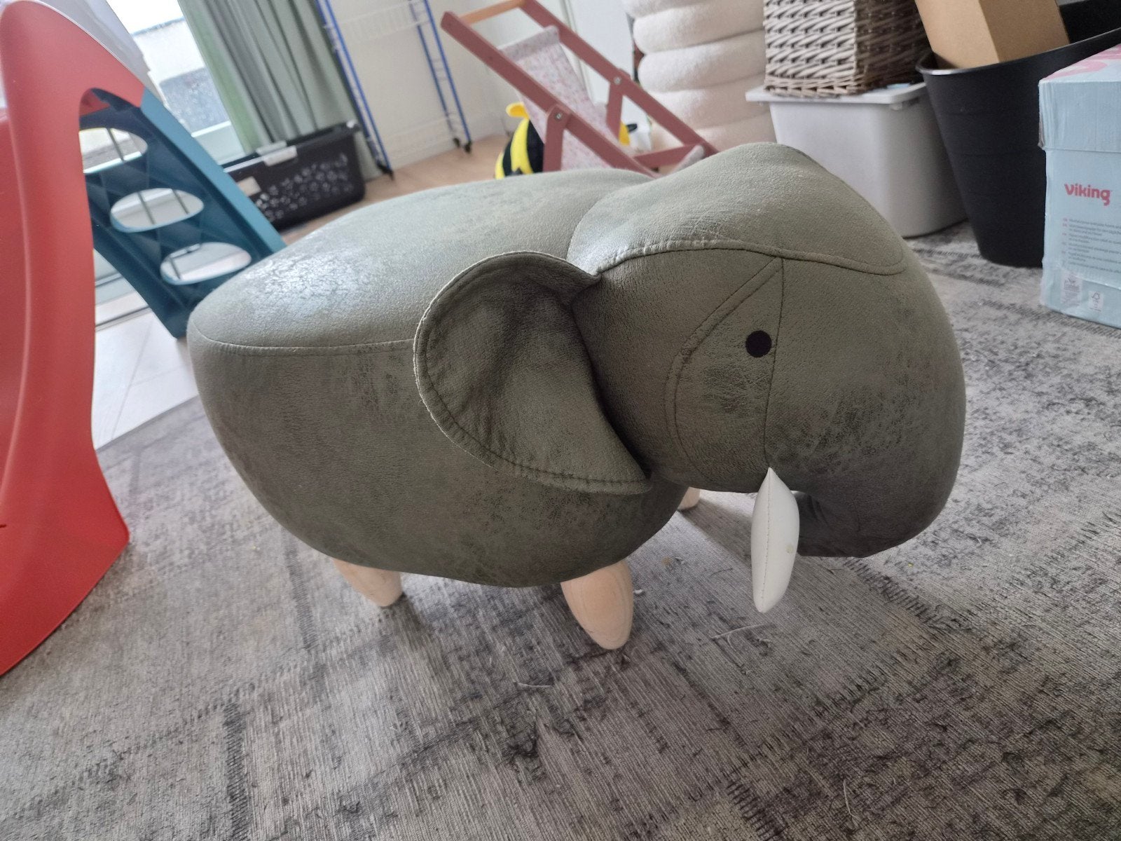 Leuke olifant poef/voetenbankje voor kinderkamer, Ophalen, Gebruikt, Stoel