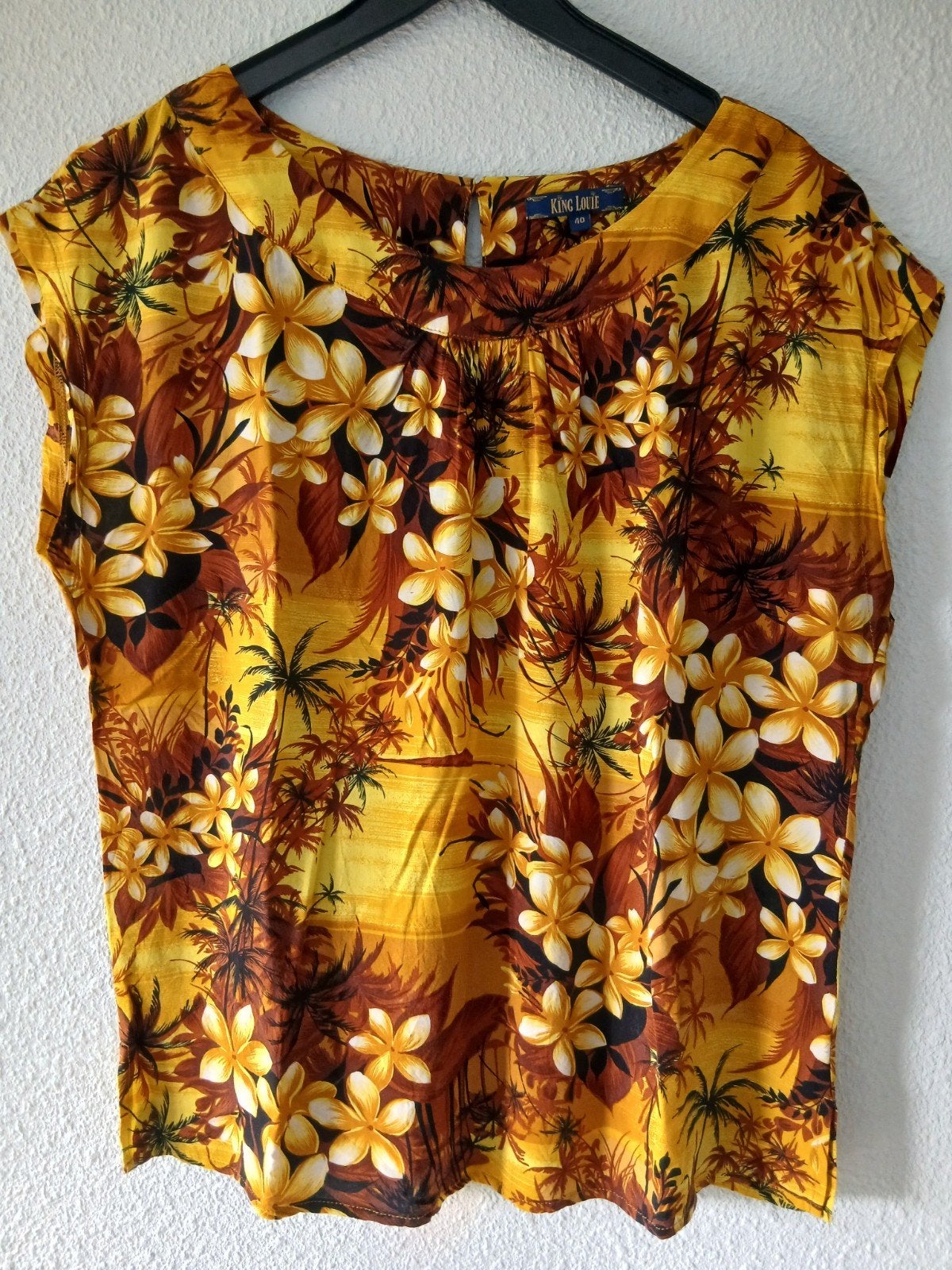 Mooie top van King Louie, maat 40, viscose, Kleding | Dames, Maat 38/40 (M), Ophalen of Verzenden, Zo goed als nieuw, Korte mouw
