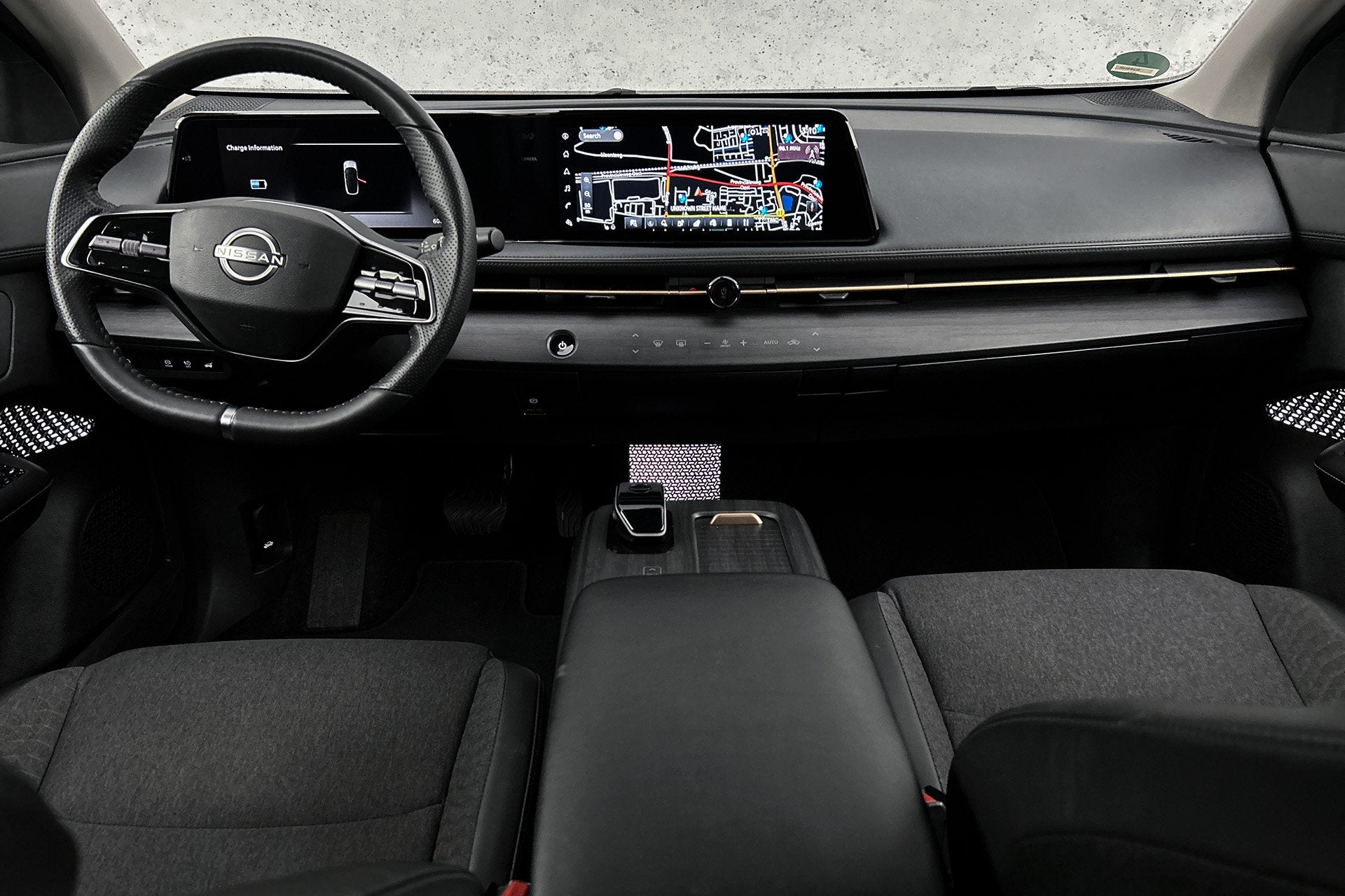 Nissan ARIYA Evolve 66 kWh | Rondomzicht camera | LED koplam, Auto's, Nissan, Gebruikt, Met garantie (alle), Leder en Stof, Zwart