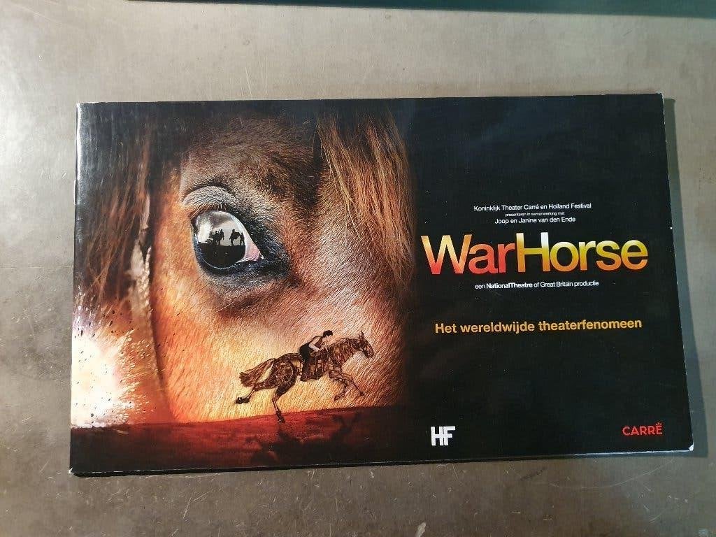 Warhorse Carre, Ophalen