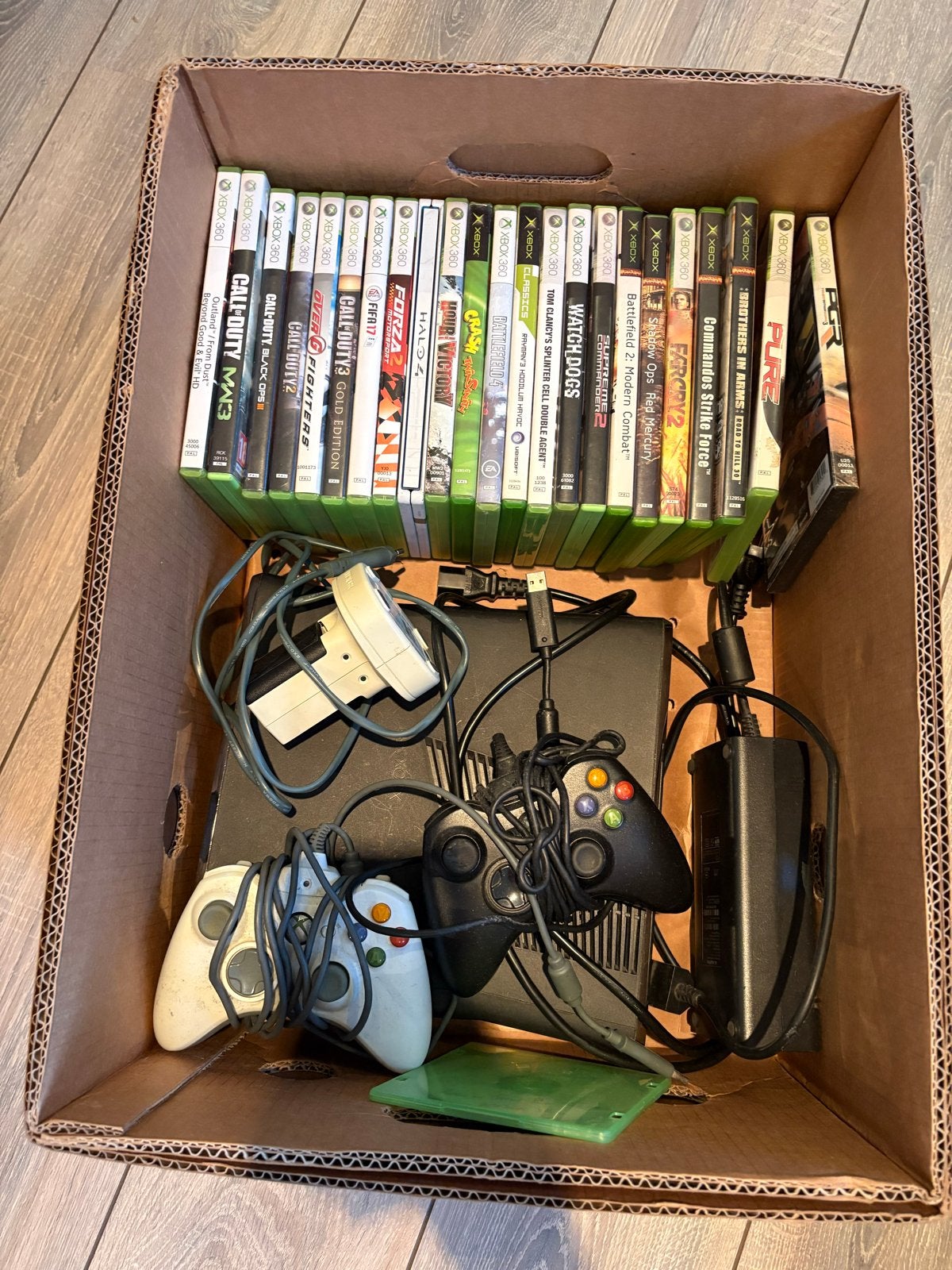 Xbox 360 console met controllers en 20+ games, Spelcomputers en Games, Games | Xbox 360, Ophalen, Gebruikt, Shooter, 2 spelers