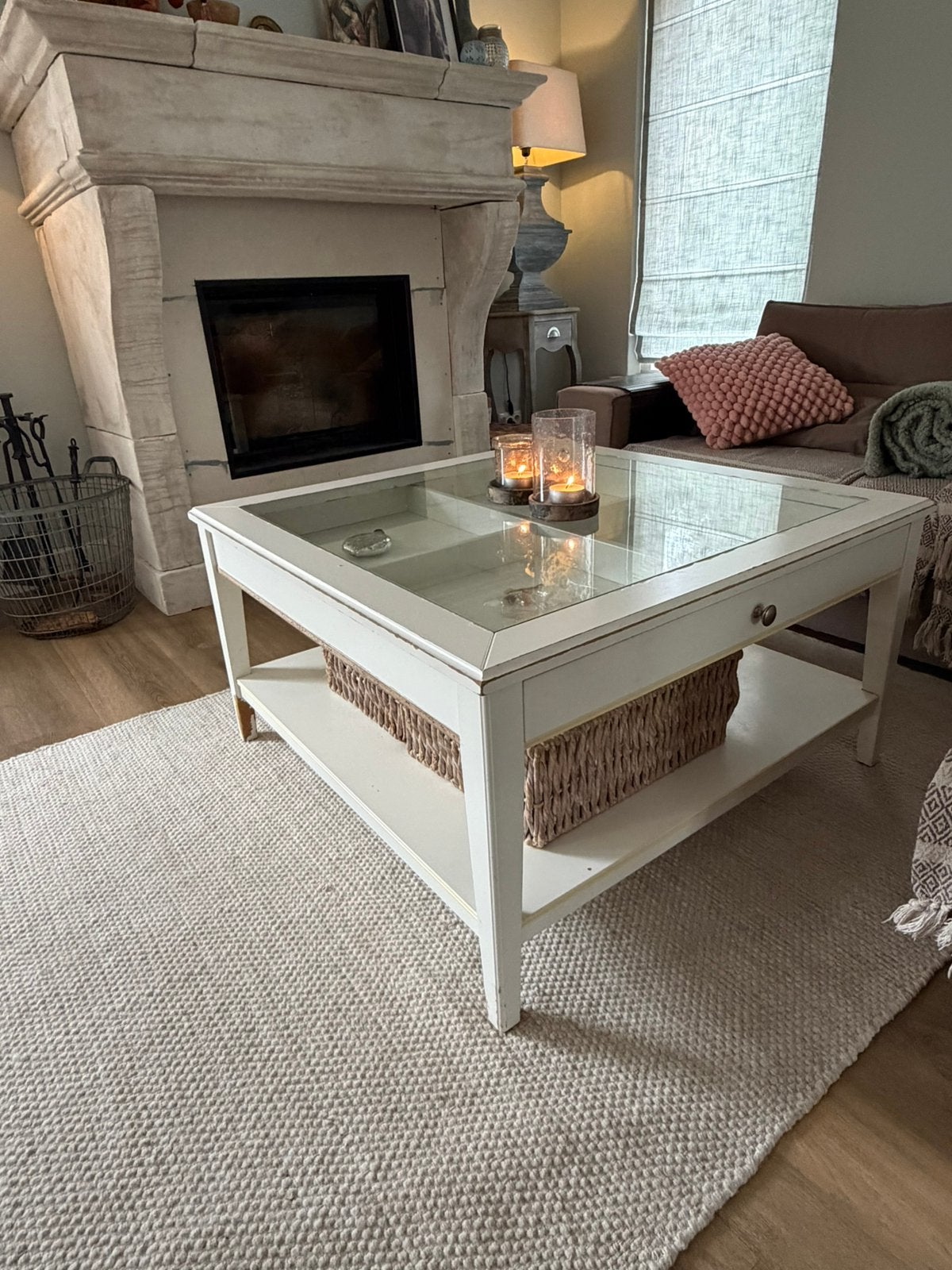 Liatorp salon tafel ikea 92x92 cm wit met glazen blad, Huis en Inrichting, Ophalen, Gebruikt, 50 tot 100 cm, Vierkant
