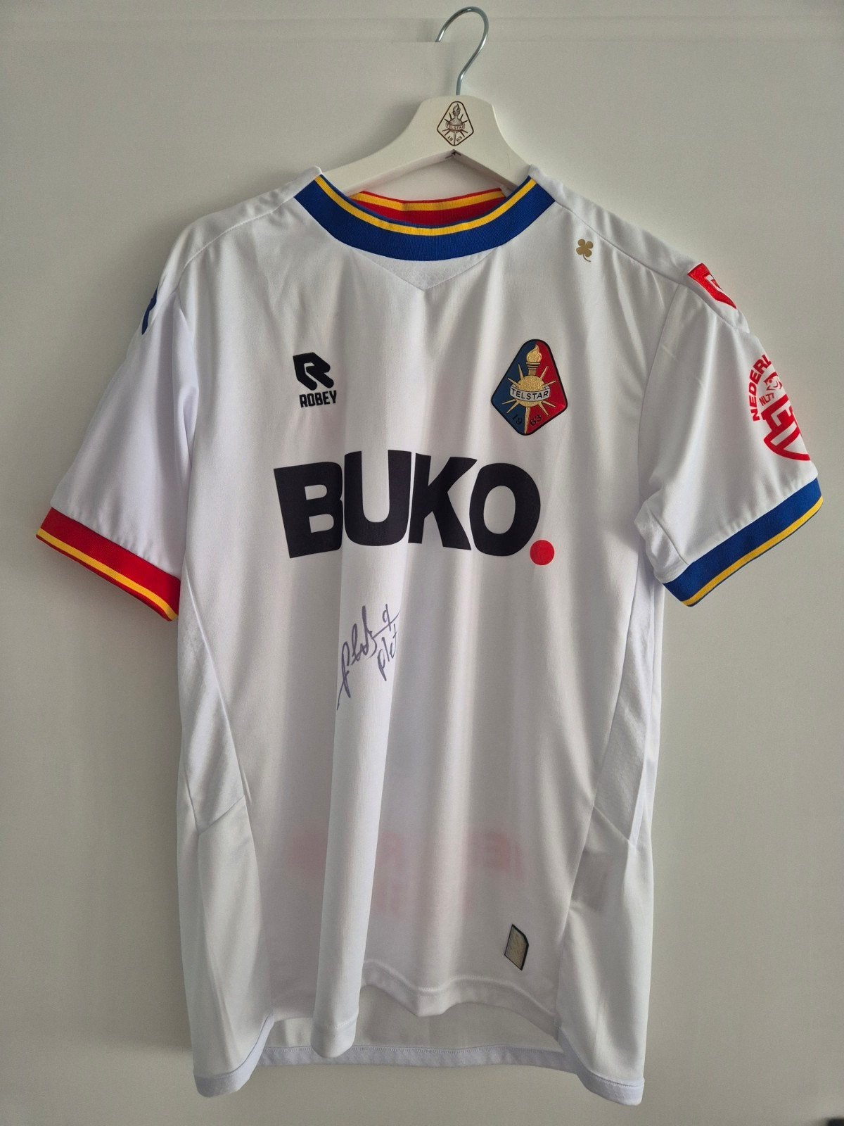 Telstar thuisshirt 22/23 gesigneerd door Plet, Maat M, Ophalen, Nieuw, Shirt