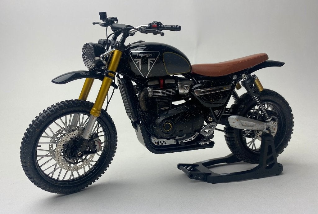 Corgi 1:12 James Bond - Triumph Scrambler - No Time To Die, Hobby en Vrije tijd, Modelauto's | 1:5 tot 1:12, Corgi, -, -, Nieuw