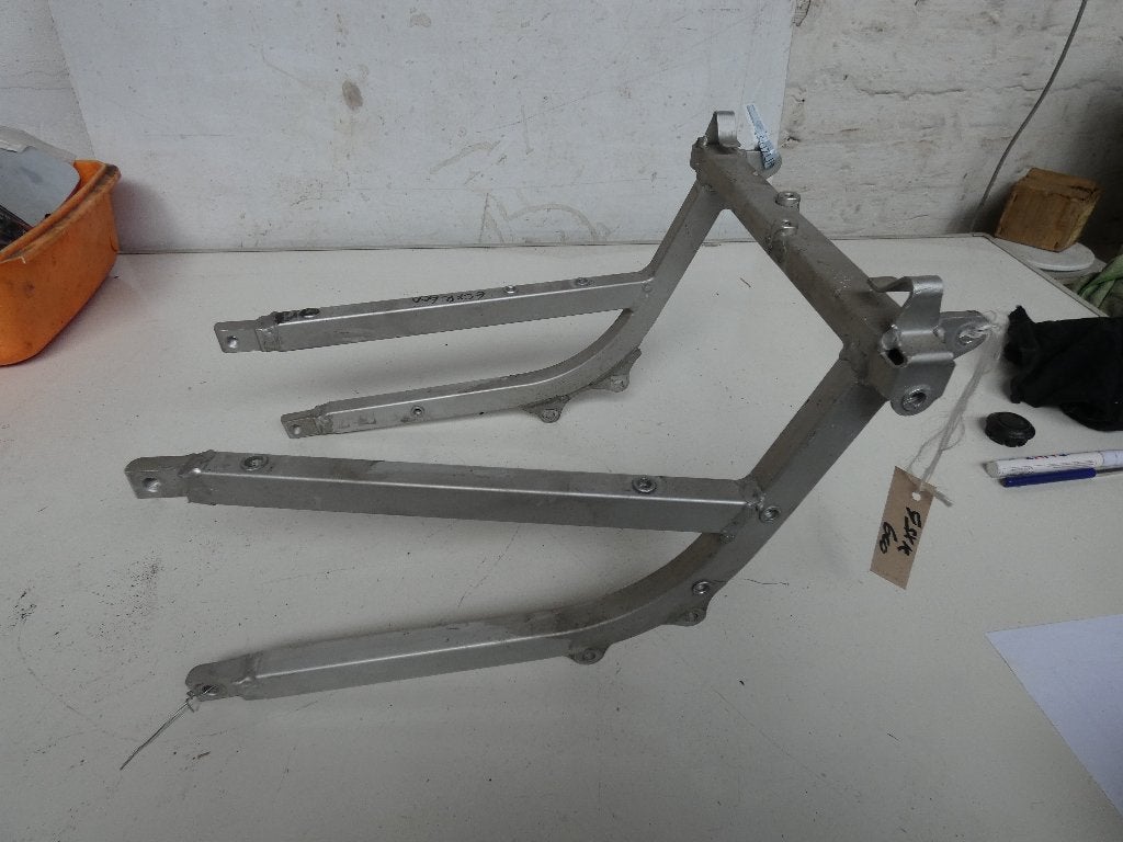 suzuki gsx-r 600 srad  subframe, Motoren, Ophalen of Verzenden, Gebruikt