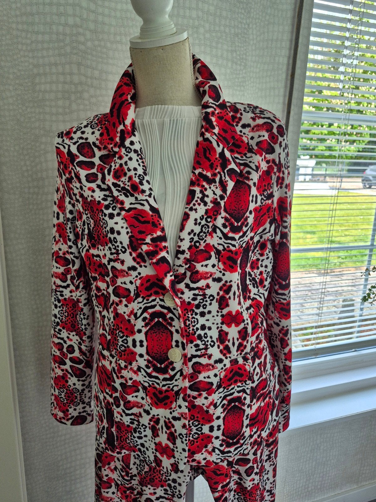 Opvallend Angelle Milan Pak - XXL Blazer, XL Broek, Kostuum of Pak, Angelle Milan, Meerkleurig, Maat 46/48 (XL) of groter