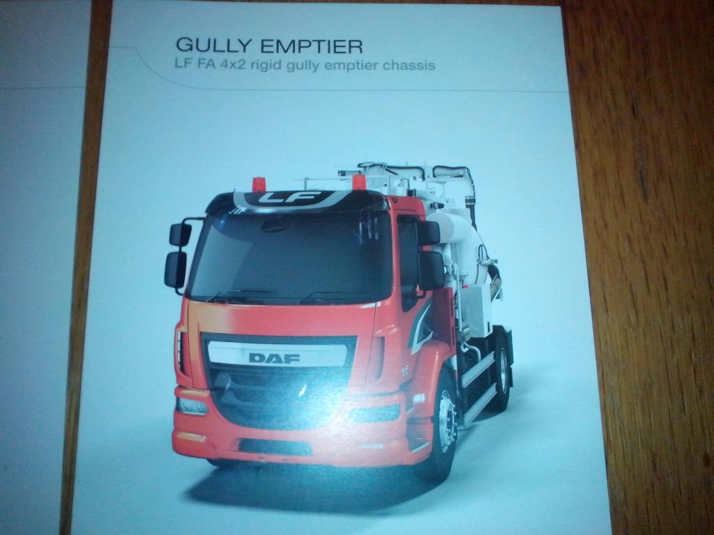 21x DAF LF folders brochures ATe Aero techn.spec. NL D GB, Ophalen of Verzenden, Zo goed als nieuw, Overige merken