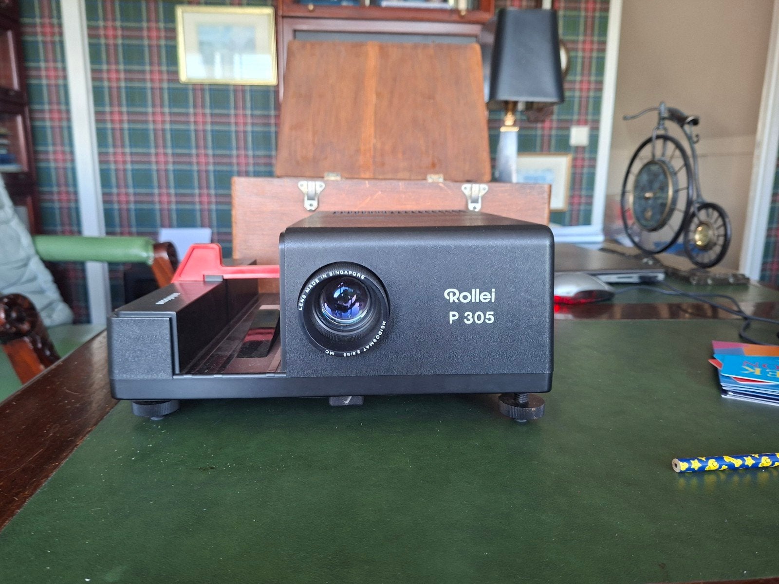 diaprojector met scherm en tafel-compleet, Ophalen, Gebruikt