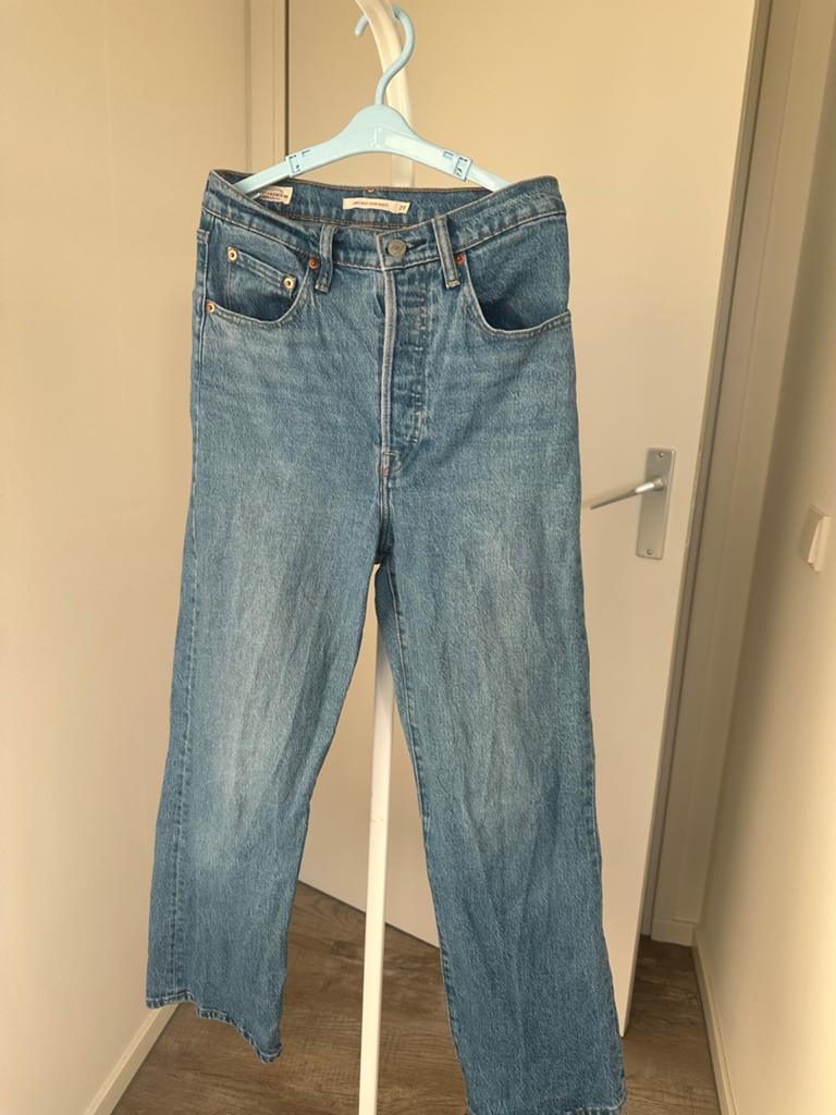 Levi's Ribcage Crop Boot Jeans W27, Ophalen of Verzenden, Zo goed als nieuw, Blauw, Overige jeansmaten