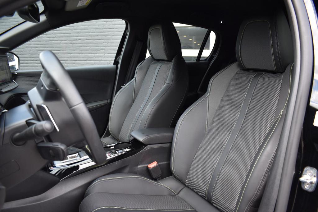 Peugeot 208 Hybrid 145 e-DCS6 GT Automaat | Navi | Airco | K, 145 pk, 1203 kg, Gebruikt, 1199 cc