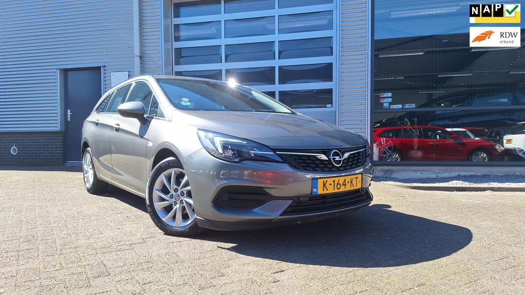 Opel Astra Sports Tourer 1.2 Business Elegance/Trekhaak/Led/, Voorwielaandrijving, Stof, 1199 cc, 23 km/l