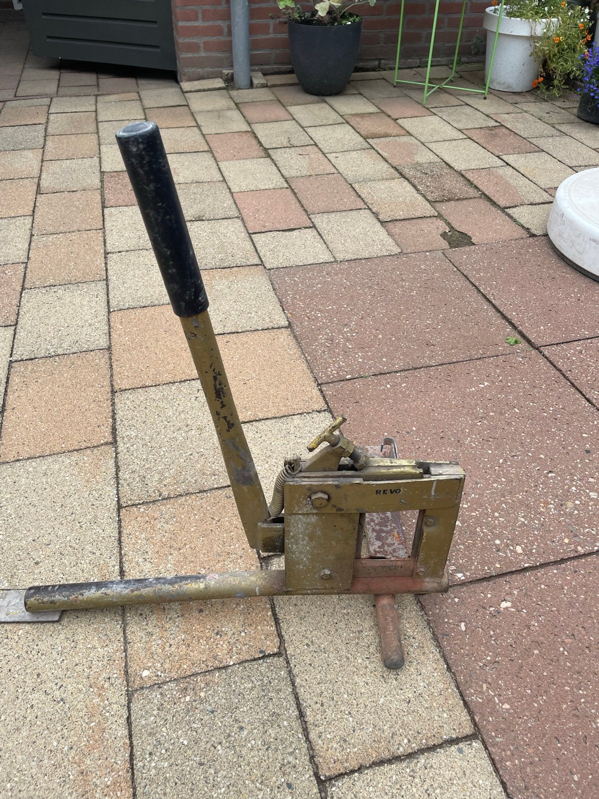 Revo Tegelknipper - Handig gereedschap voor tegels, Ophalen of Verzenden, Gebruikt, Overige typen, Overige merken