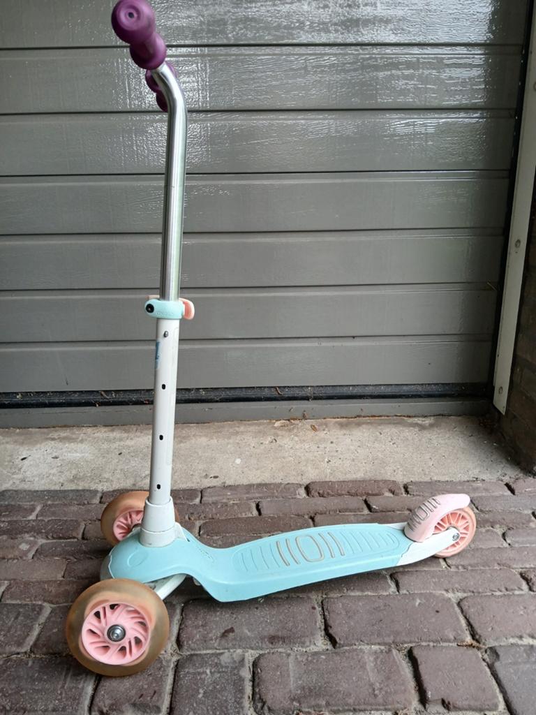 Driewielstep van Decathlon, Fietsen en Brommers, Steps, Ophalen of Verzenden, Gebruikt, Gewone step