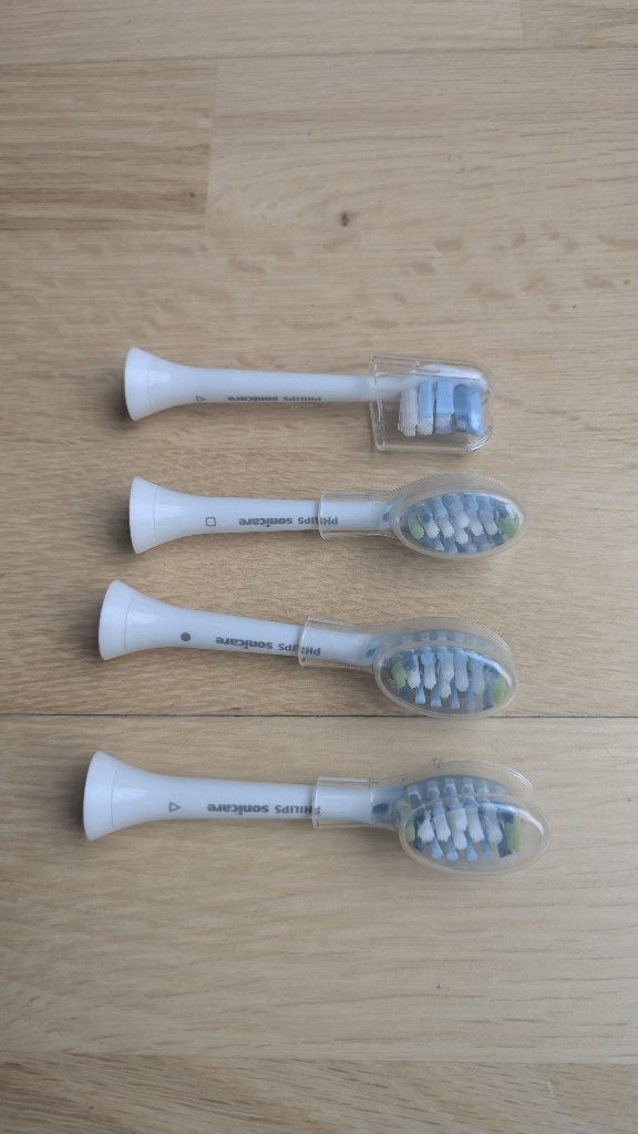 4x Philips Sonicare borstels, Ophalen of Verzenden, Nieuw, Mondverzorging