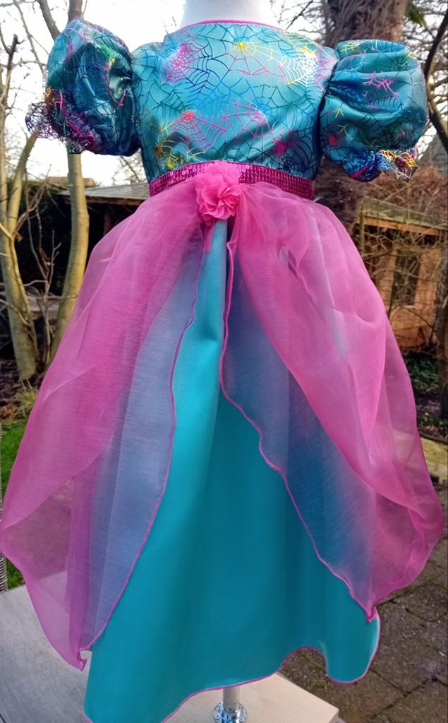 Roze/blauwe prinsessenjurk met spinnenweb. NIEUW!    110/116, Kinderen en Baby's, Ophalen of Verzenden, Nieuw, 110 t/m 116, Meisje