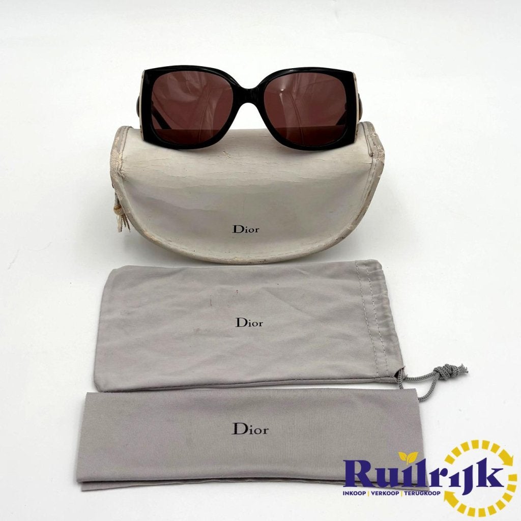 Christian Dior “daiquididior” D28JS - Vintage zonnebril, Dior, Zo goed als nieuw, Support@dior.com, 30 Avenue Montaigne
75008 Paris
France
