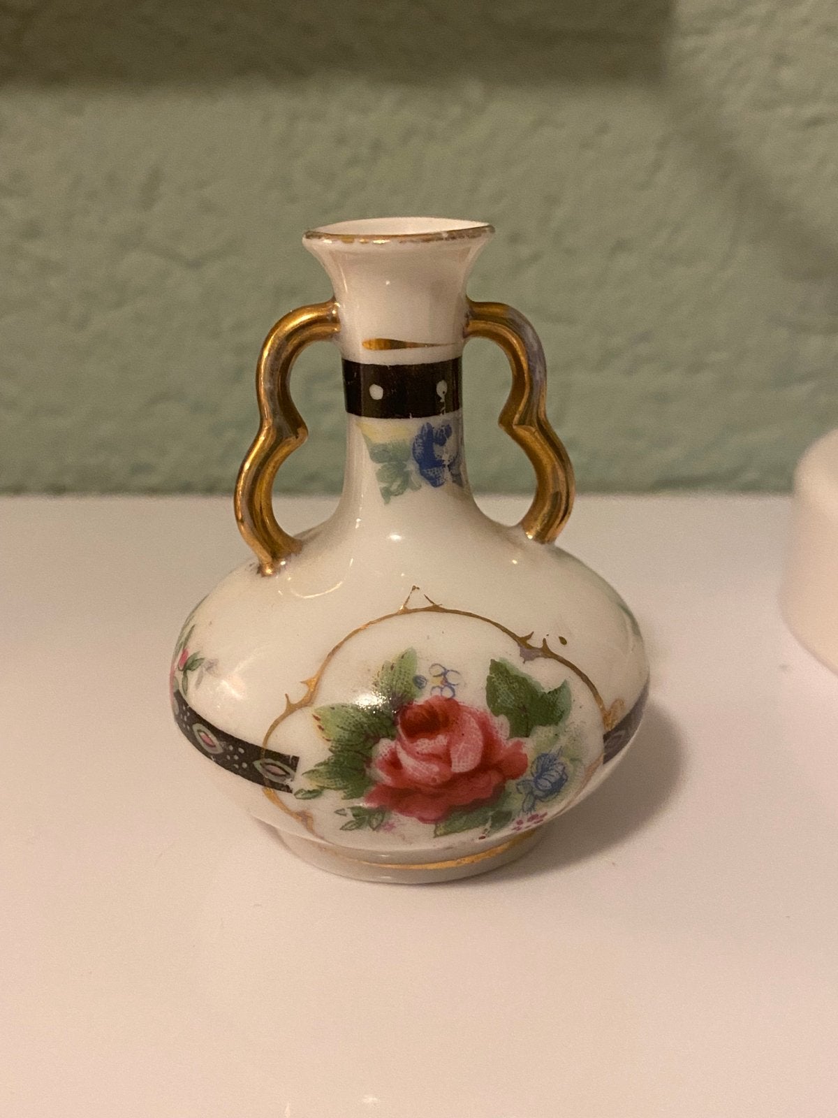 Vintage Handgeschilderde Japanse Miniatuur Vaas, Antiek en Kunst, Antiek | Vazen, Ophalen of Verzenden