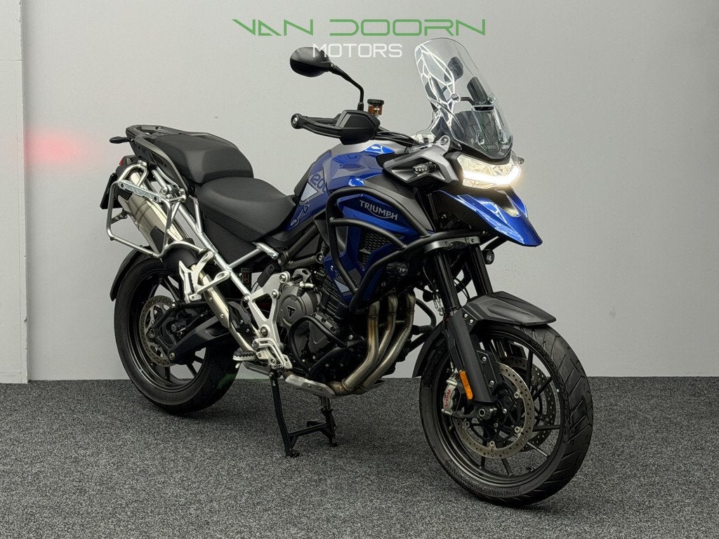 Triumph Tiger 1200 GT Pro | Valbeugels | Verstralers | 2024, 1160 cc, Info@vandoornmotors.nl, Kraaivenstraat 23-5
5048AB  TILBURG, NL