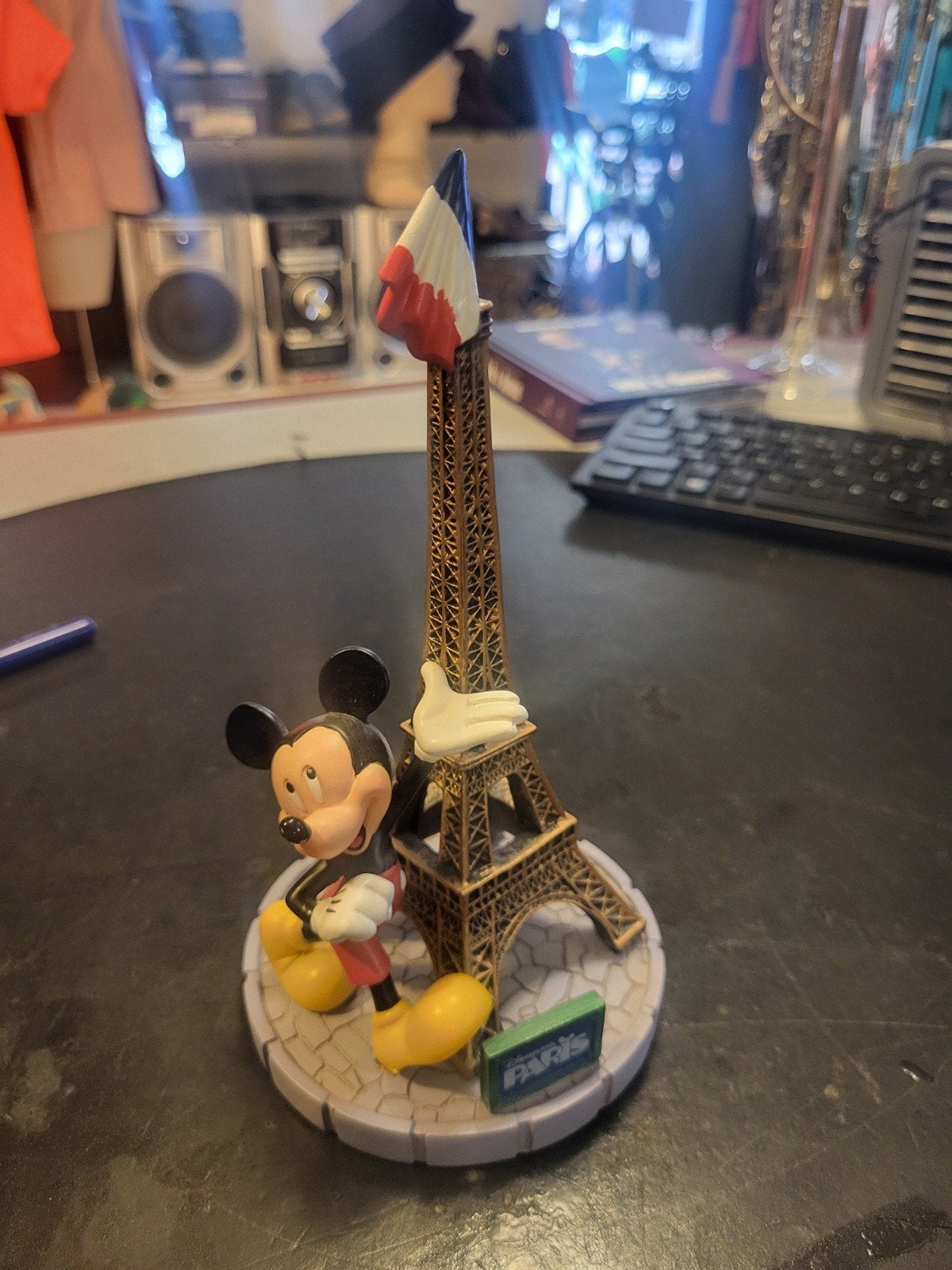 Mickey Mouse Eiffeltoren beeldje Disneyland Parijs, Disneyland Paris, Marne-la-Vallée, Frankrijk, Disney, Beeldje of Figuurtje