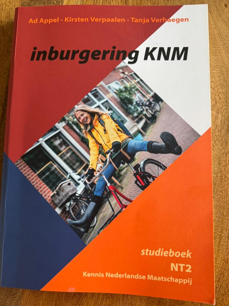 KNM book, Boeken, Ophalen of Verzenden, Beta, Zo goed als nieuw