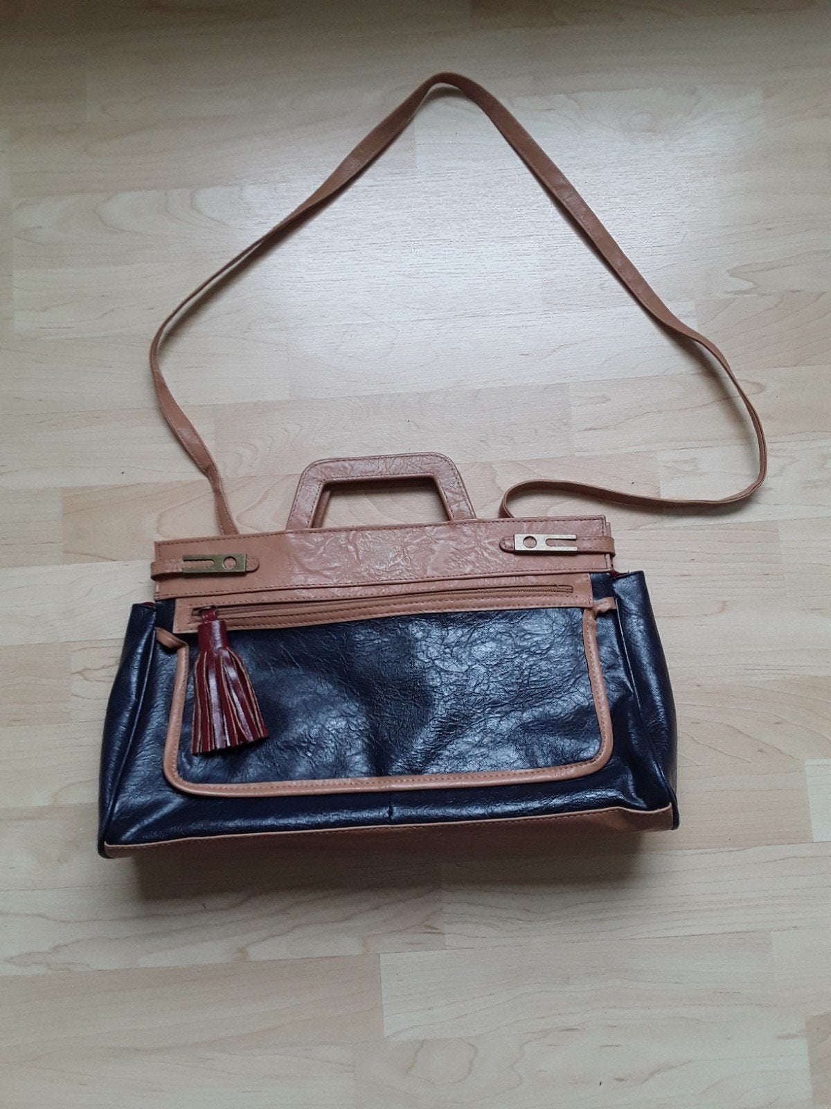 Stijlvolle handtas met schouderband - Zwart/Bruin, Ophalen of Verzenden, Gebruikt, Zwart, Handtas