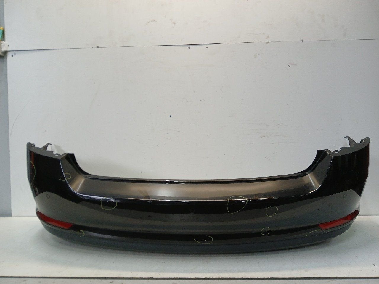 Bumper achter Skoda Rapid, Auto-onderdelen, Onderdelen@venauto.nl, Van der Ven Autorecycling B.V., Gebruikt, Ettenseweg 76, 4706 PB Roosendaal, The Netherlands