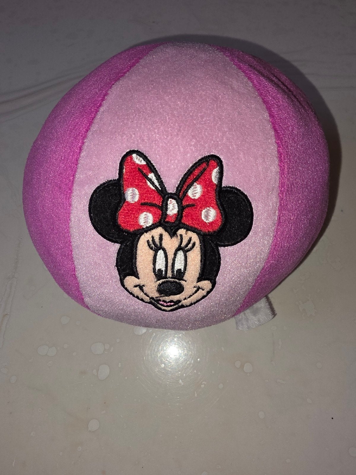 Minnie Mouse zachte bal - ca. 30 cm, Ophalen of Verzenden, Gebruikt, Overige typen