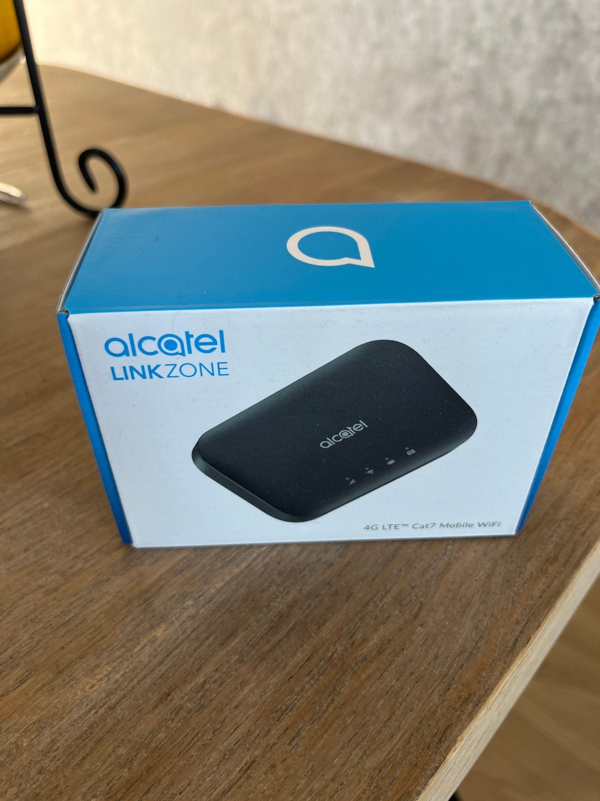 Alcatel Link Zone 4G LTE Cat7 Mobiele WiFi Router, Computers en Software, Routers en Modems, Ophalen of Verzenden, Nieuw, Router